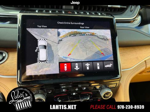 Used 2023 Jeep Grand Cherokee L Summit image 15