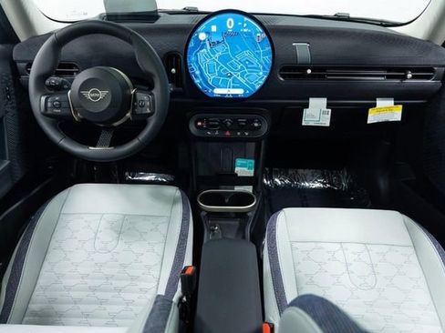 New 2026 MINI Cooper 2-Door Hardtop FWD image 18