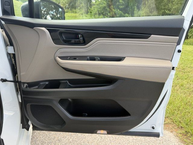 Used 2021 Honda Odyssey Touring image 16