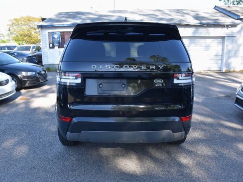 Used 2019 Land Rover Discovery SE AWD/4WD image 4