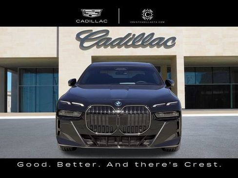 Used 2025 BMW 750e xDrive AWD/4WD image 8