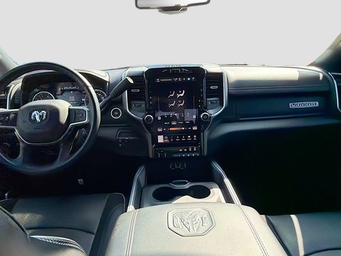 Used 2024 RAM 2500 Laramie w/ Night Edition image 15