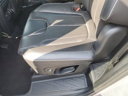 Used 2020 Hyundai Palisade Limited FWD image 14