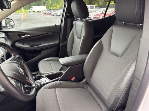 Used 2022 Buick Encore GX Preferred image 16