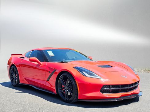 Used 2017 Chevrolet Corvette Stingray Coupe w/ 2LT Preferred Equipment Group RWD image 7