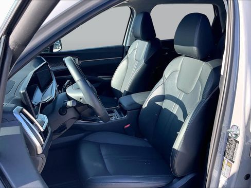 Certified 2026 Kia Sorento EX w/ EX Premium Package FWD image 8