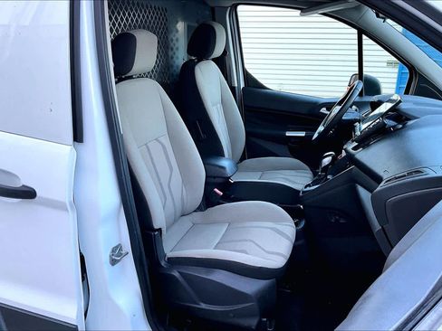 Used 2016 Ford Transit Connect XLT image 8