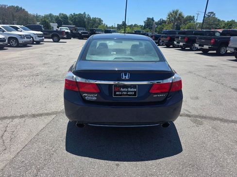 Used 2015 Honda Accord Sport image 3