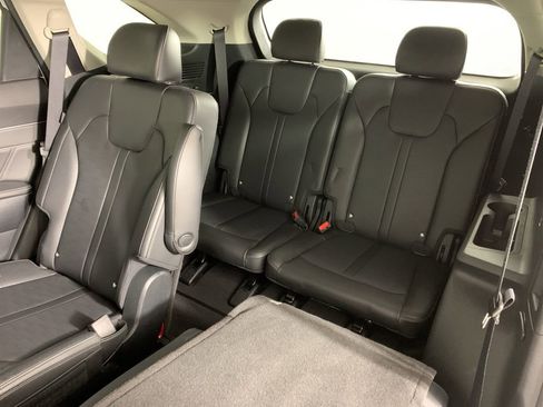 Used 2024 Kia Sorento SX AWD/4WD image 34