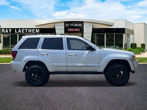 Used 2007 Jeep Grand Cherokee Limited AWD/4WD image 6