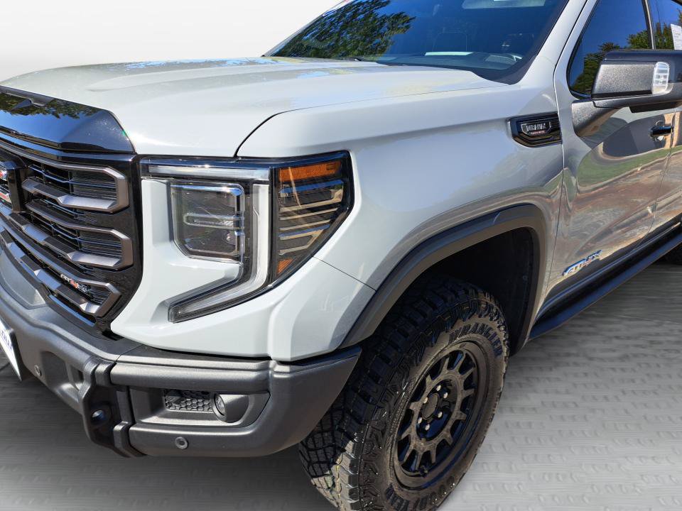 Used 2024 GMC Sierra 1500 AT4X w/ AT4X AEV Edition AWD/4WD image 22