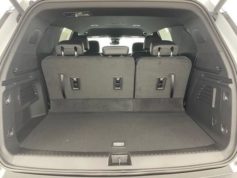 New 2026 Chevrolet Traverse LT w/ Driver Confidence Package AWD/4WD image 13
