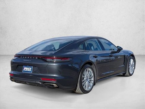 Used 2022 Porsche Panamera 4 image 5