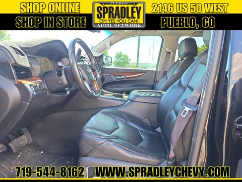 Used 2015 Cadillac Escalade Luxury AWD/4WD image 6