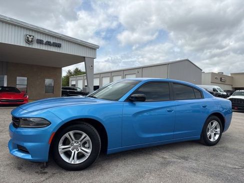 Used 2023 Dodge Charger SXT image 1