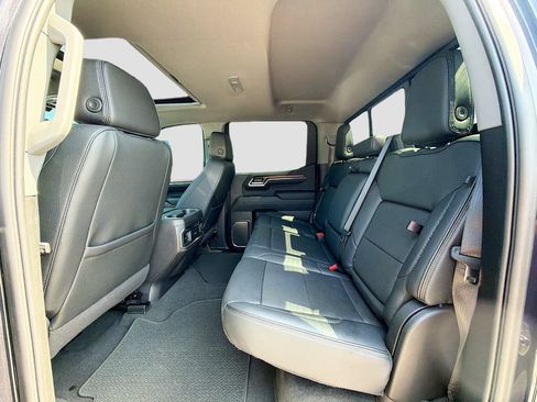 Used 2025 GMC Sierra 1500 Denali w/ Technology Package AWD/4WD image 26