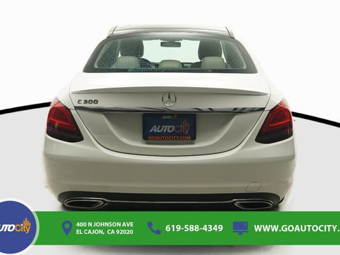 Used 2019 Mercedes-Benz C 300 Sedan image 12