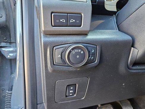 Used 2018 Ford F150 Raptor w/ Equipment Group 802A Luxury AWD/4WD image 24