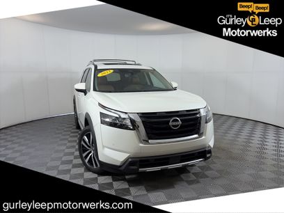 Used 2023 Nissan Pathfinder Platinum