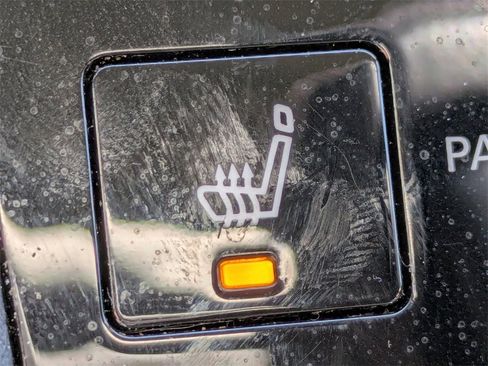 Used 2018 INFINITI Q50 Sport image 23