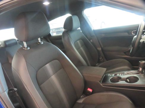 Used 2023 Honda Civic Sport image 27