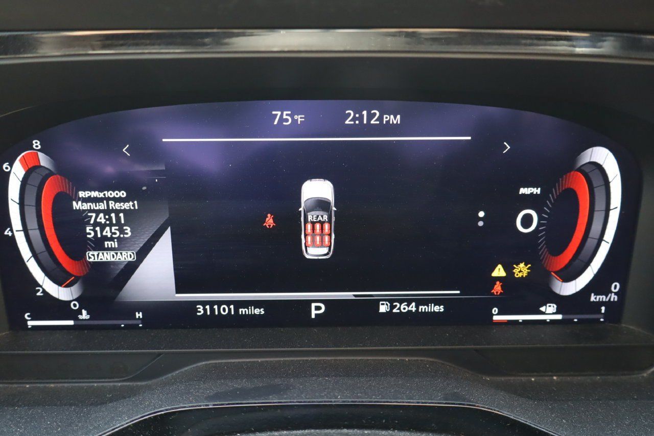 Used 2024 Nissan Pathfinder Platinum w/ Cargo Package FWD image 11