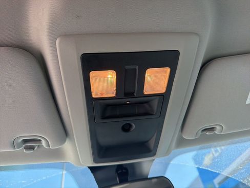 Used 2018 RAM 1500 Express w/ Express Value Package image 22