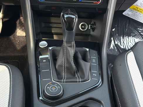 New 2026 Volkswagen Taos SEL AWD/4WD image 14