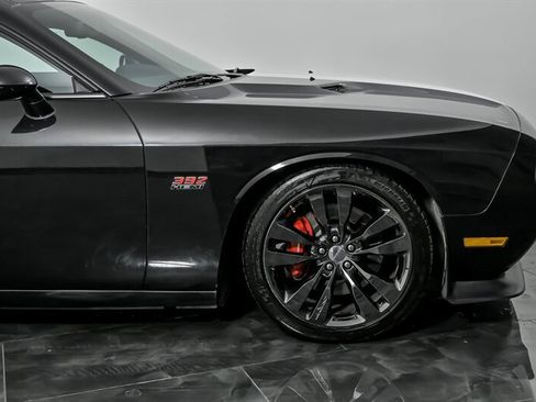 Used 2014 Dodge Challenger SRT8 image 14