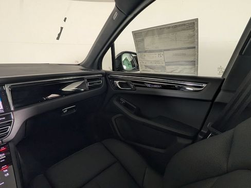 New 2026 Porsche Macan AWD/4WD image 23