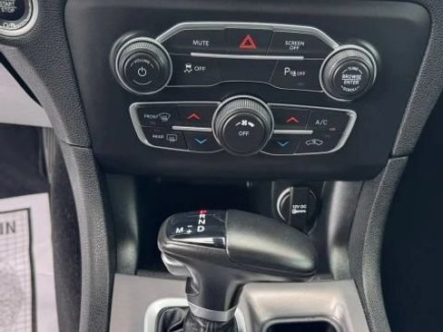 Used 2023 Dodge Charger SXT RWD image 13