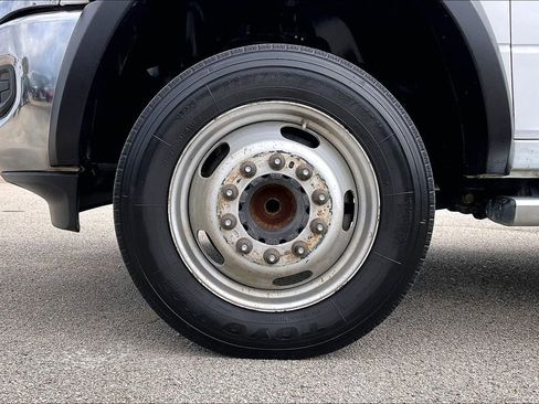 Used 2021 RAM 5500 Tradesman image 30