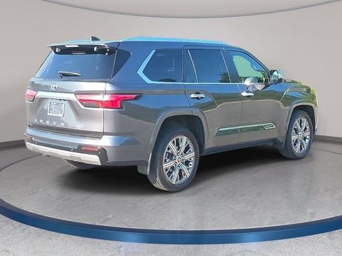 Used 2024 Toyota Sequoia Capstone AWD/4WD image 5