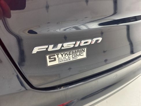 Used 2020 Ford Fusion SE image 13