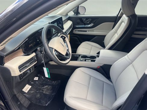 New 2025 Lincoln Corsair Grand Touring w/ Equipment Group 301A image 7