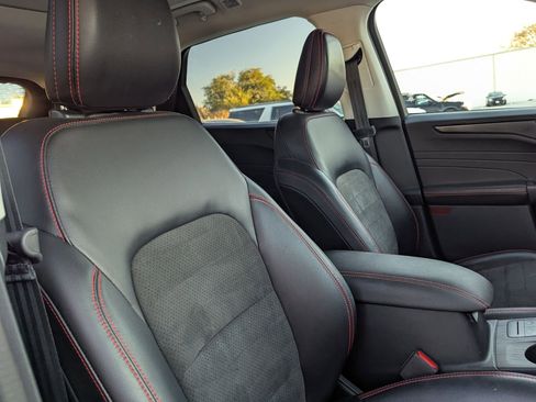 Used 2021 Ford Escape SEL w/ SEL Stealth AWD Package image 30