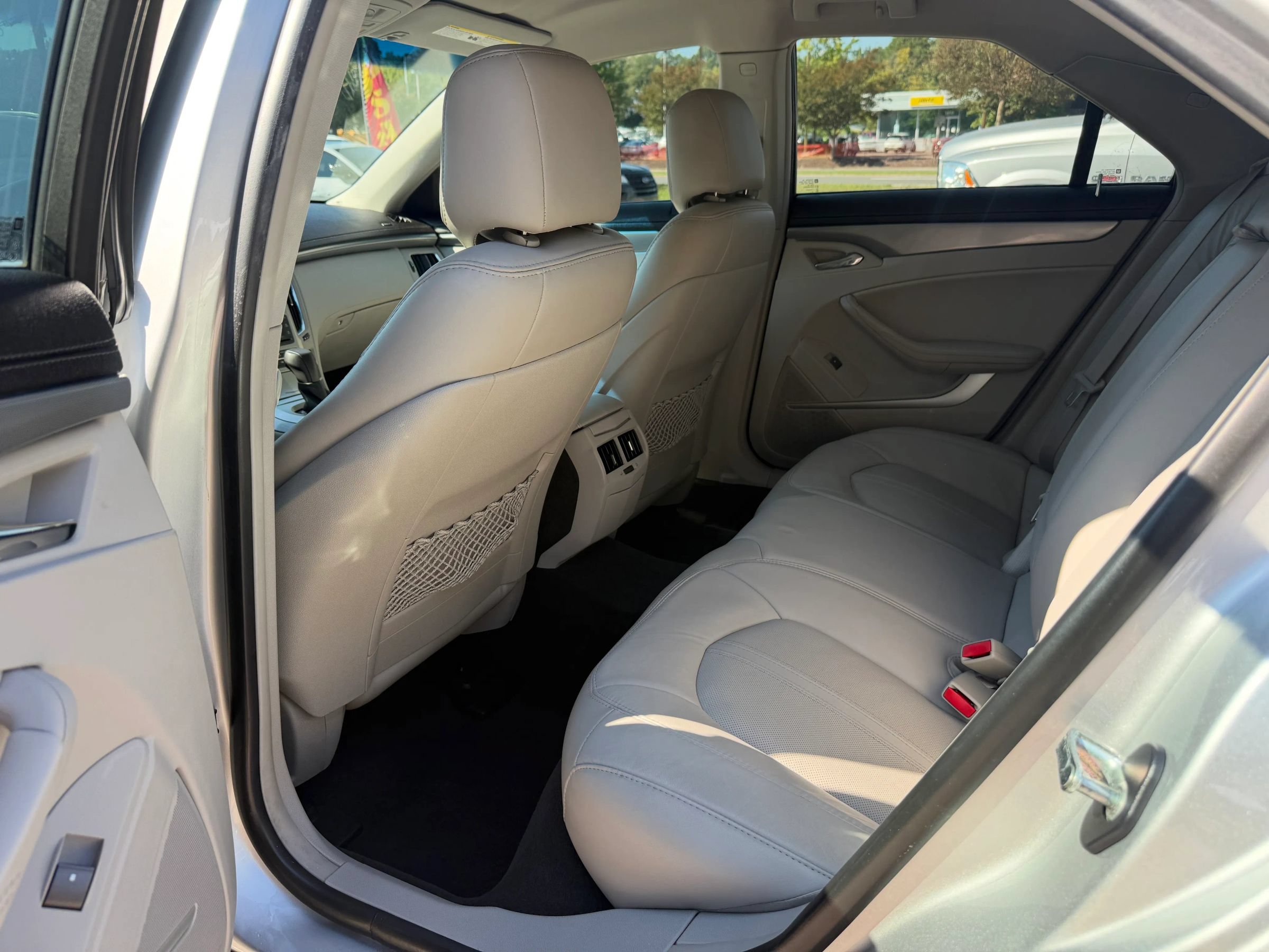 Used 2013 Cadillac CTS Luxury RWD image 12