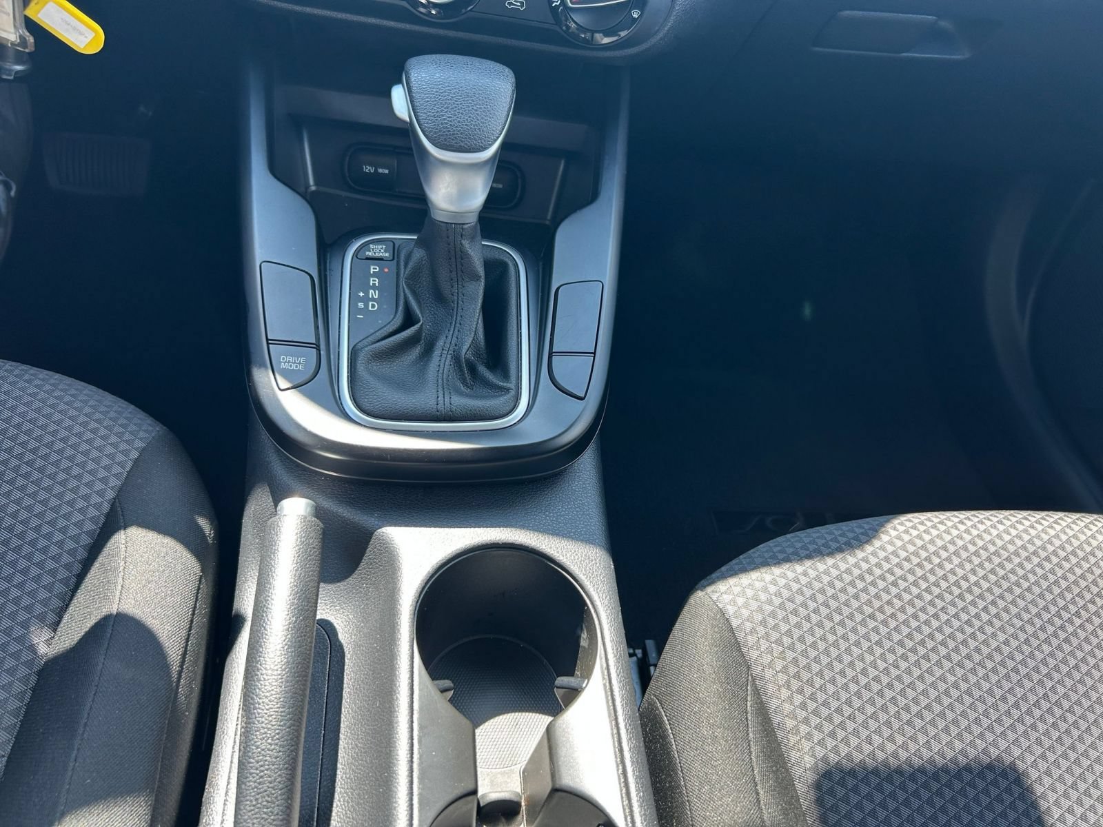Used 2025 Kia Soul LX w/ LX Technology Package FWD image 35