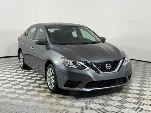 Used 2019 Nissan Sentra S FWD image 3