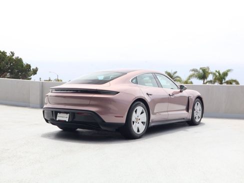 Certified 2022 Porsche Taycan RWD image 9