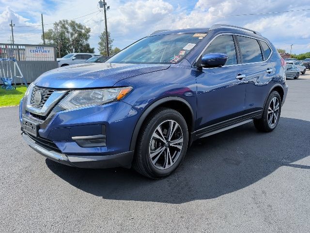 Used 2020 Nissan Rogue SV w/ Premium Package FWD image 1