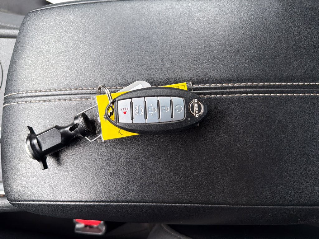 Used 2025 Nissan Altima 2.5 SV FWD image 23