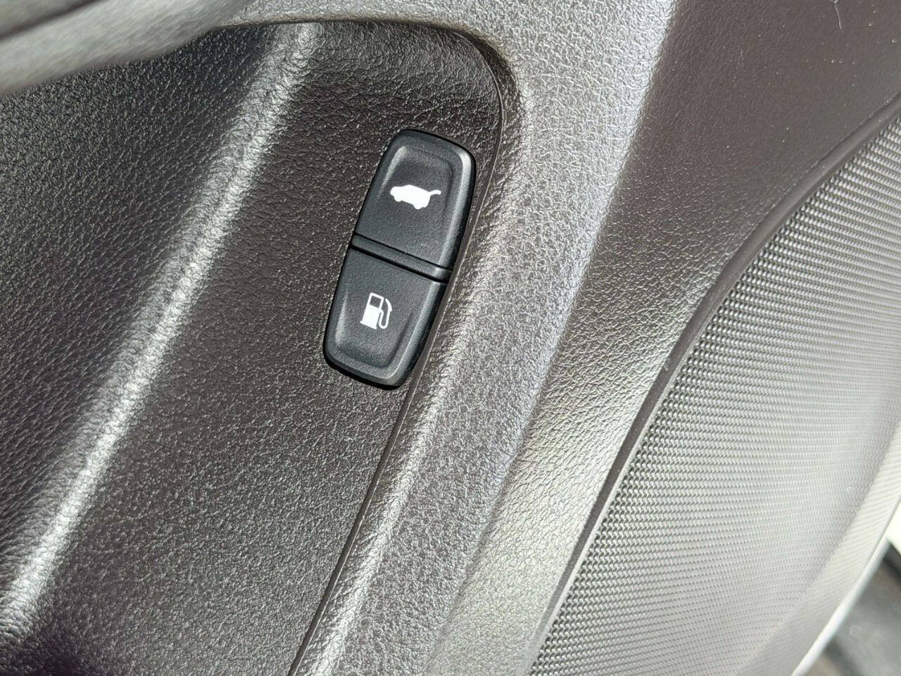 Used 2020 Acura MDX w/ Technology Package FWD image 16