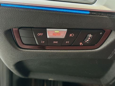 Used 2023 BMW i4 eDrive40 image 17