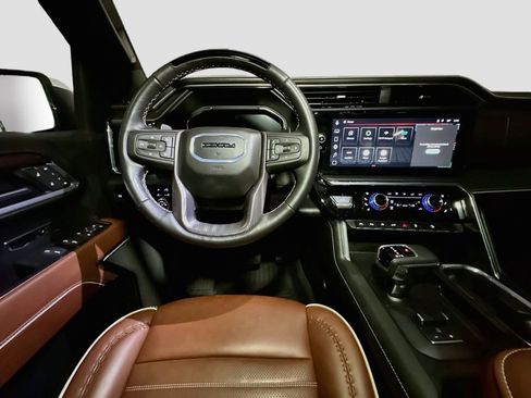Used 2025 GMC Sierra 1500 Denali Ultimate AWD/4WD image 27