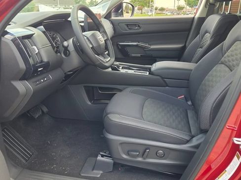 New 2026 Nissan Pathfinder SV FWD image 5