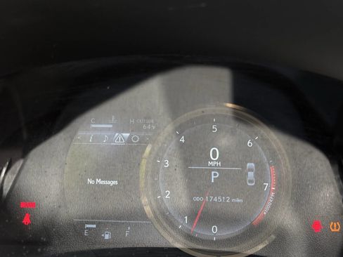 Used 2014 Lexus IS 350 w/ F Sport Package RWD image 22