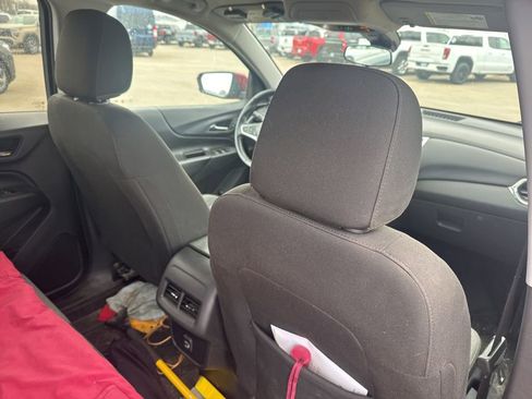 Used 2023 Chevrolet Equinox LT image 10
