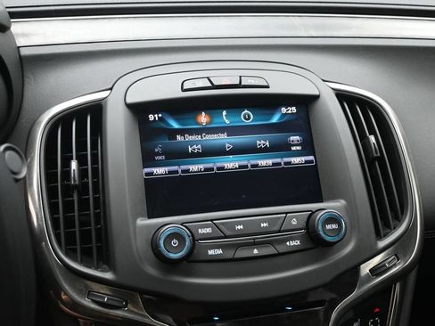Used 2014 Buick LaCrosse Leather w/ Driver Confidence Package FWD image 13