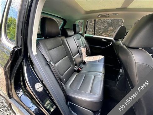 Used 2016 Volkswagen Tiguan SE FWD image 24